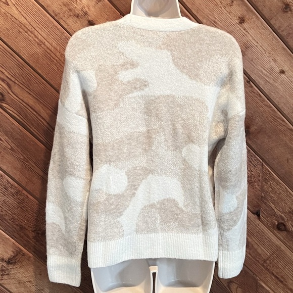 NWT Lucky Brand Long Sleeve Button Down Colorblock Knit Cardigan Sweater Small - Picture 3 of 7